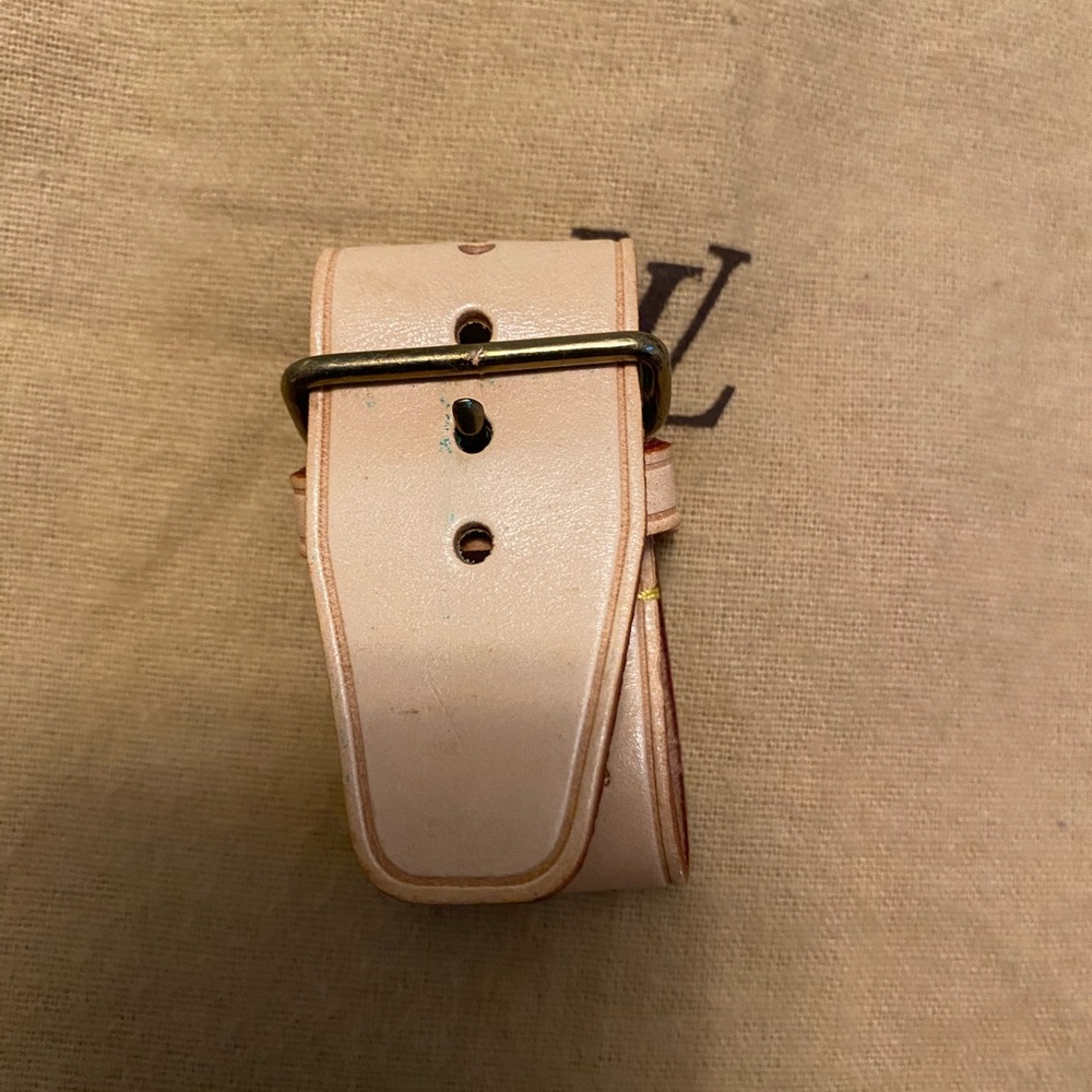 Louis Vuitton leather luggage tag belt